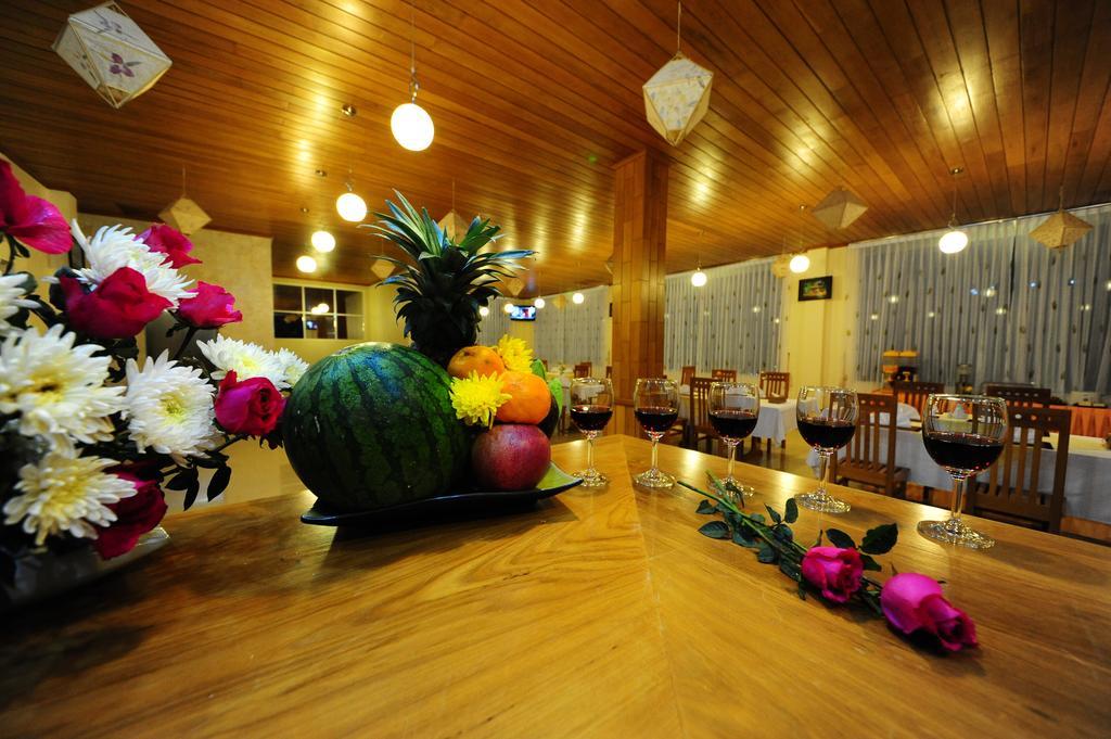 Royal Inlay Hotel Nyaung Shwe Exterior photo