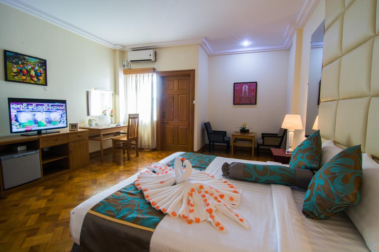 Royal Inlay Hotel Nyaung Shwe Exterior photo