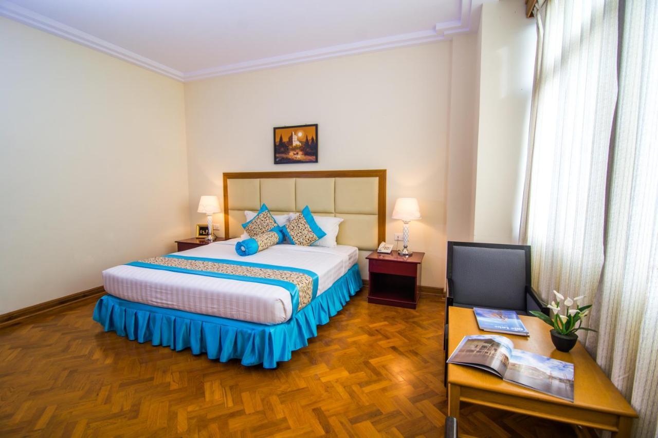 Royal Inlay Hotel Nyaung Shwe Exterior photo